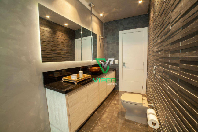 Imagem Sobrado com 4 Quartos à Venda, 615 m² em Campo Comprido - Curitiba Imagem Sobrado com 4 Quartos à Venda, 615 m² em Campo Comprido - Curitiba