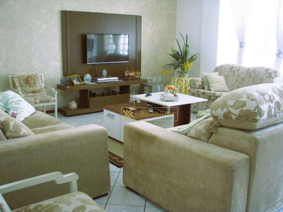 Imagem Cobertura com 3 Quartos à Venda, 214 m² em Meia Praia - Zona 01 - Itapema