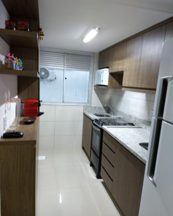 Imagem Imóvel com 2 Quartos à Venda, 47 m² em Vila Nova - Porto Alegre Imagem Imóvel com 2 Quartos à Venda, 47 m² em Vila Nova - Porto Alegre