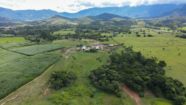 Imagem Fazenda à Venda, 100 m² em Centro - Pindamonhangaba Imagem Fazenda à Venda, 100 m² em Centro - Pindamonhangaba