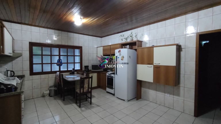 Imagem Casa com 2 Quartos à Venda, 185 m² em Passo Fundo - Guaíba