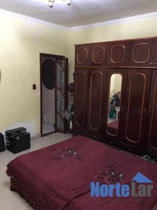 Imagem Casa com 3 Quartos à Venda, 250 m² em Vila Cavaton - São Paulo