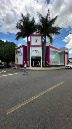 Galpão à Venda, 375 m² em Setor Coimbra - Goiânia