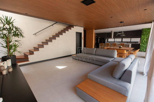 Imagem Casa com 4 Quartos à Venda, 400 m² em Tamboré - Santana De Parnaíba Imagem Casa com 4 Quartos à Venda, 400 m² em Tamboré - Santana De Parnaíba