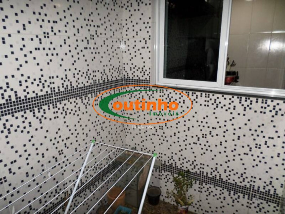 Imagem Casa com 3 Quartos à Venda, 180 m² em Vila Isabel - Rio De Janeiro Imagem Casa com 3 Quartos à Venda, 180 m² em Vila Isabel - Rio De Janeiro