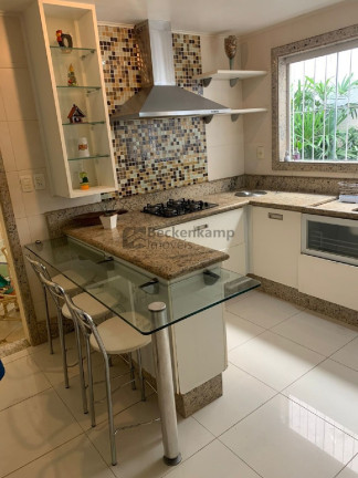 Imagem Casa com 4 Quartos à Venda, em Jardim Amália - Volta Redonda Imagem Casa com 4 Quartos à Venda, em Jardim Amália - Volta Redonda
