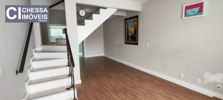 Imagem Sobrado com 2 Quartos à Venda, 120 m² em Centro - Camboriú Imagem Sobrado com 2 Quartos à Venda, 120 m² em Centro - Camboriú