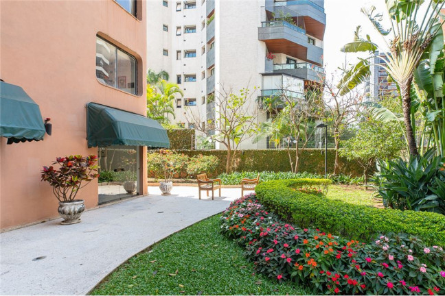 Imagem Apartamento com 3 Quartos à Venda, 210 m² em Moema - São Paulo Imagem Apartamento com 3 Quartos à Venda, 210 m² em Moema - São Paulo