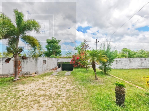 Imagem Chácara com 3 Quartos à Venda, 209 m²