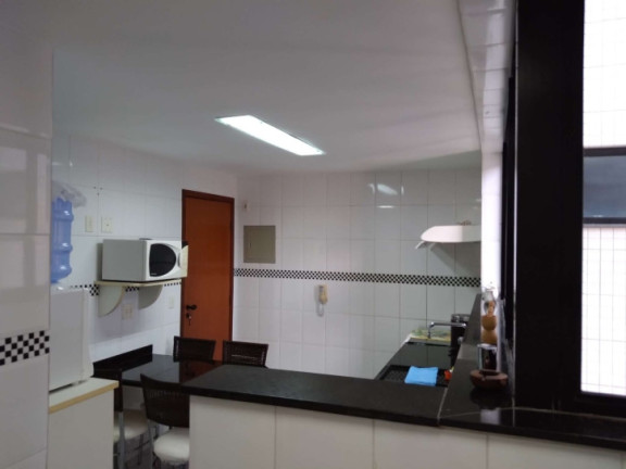 Apartamento com 3 Quartos à Venda, 164 m² em Centro - Cabo Frio