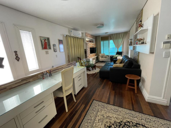Imagem Casa com 4 Quartos para Alugar ou Temporada, 70 m² em Centro - Porto Belo Imagem Casa com 4 Quartos para Alugar ou Temporada, 70 m² em Centro - Porto Belo