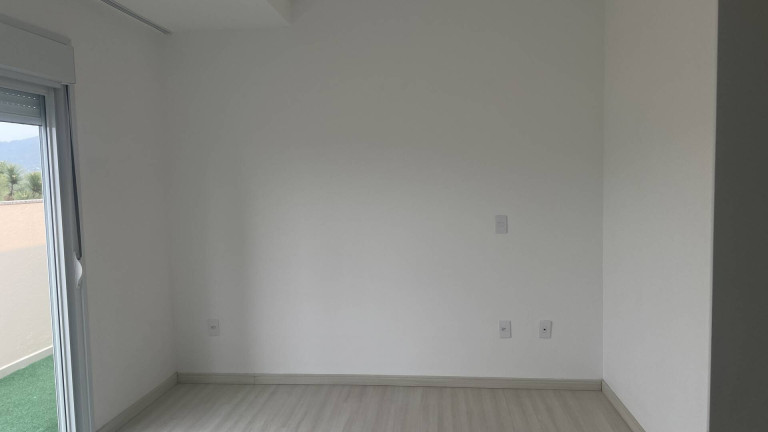 Imagem Apartamento com 3 Quartos para Alugar, 143 m² em Canasvieiras - Florianópolis