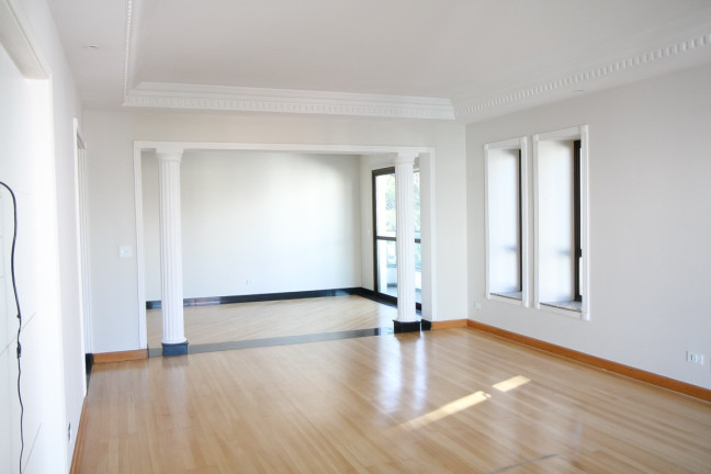 Imagem Apartamento com 3 Quartos à Venda, 243 m² em Vila Suzana - São Paulo
