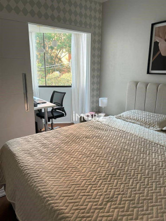Imagem Imóvel com 4 Quartos à Venda, 130 m² em Vila Suzana - São Paulo