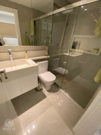 Imagem Apartamento com 4 Quartos à Venda, 175 m² em Centro - Balneário Camboriú Imagem Apartamento com 4 Quartos à Venda, 175 m² em Centro - Balneário Camboriú