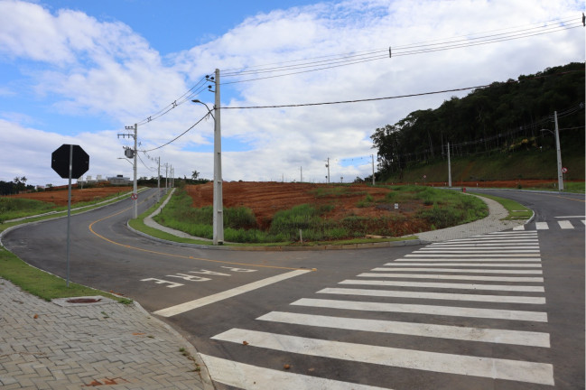 Imagem Imóvel à Venda, 281 m² em Itoupavazinha - Blumenau Imagem Imóvel à Venda, 281 m² em Itoupavazinha - Blumenau