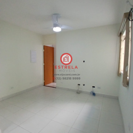 Imagem Casa com 2 Quartos à Venda, 110 m² em Parque Califórnia - Jacareí