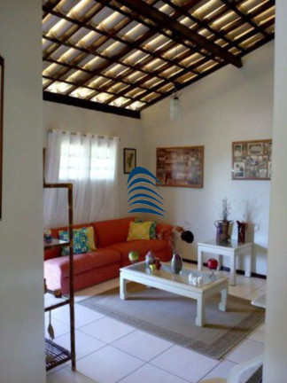 Imagem Casa com 4 Quartos à Venda, 340 m² em Busca Vida - Camaçari