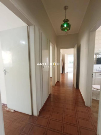 Imagem Casa com 3 Quartos à Venda, 325 m²