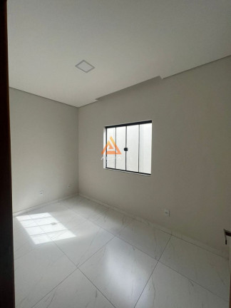 Imagem Casa com 3 Quartos à Venda, 100 m²