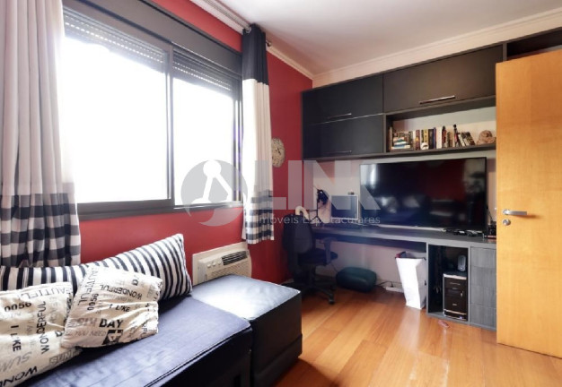 Imagem Apartamento com 3 Quartos à Venda, 148 m² em Petrópolis - Porto Alegre