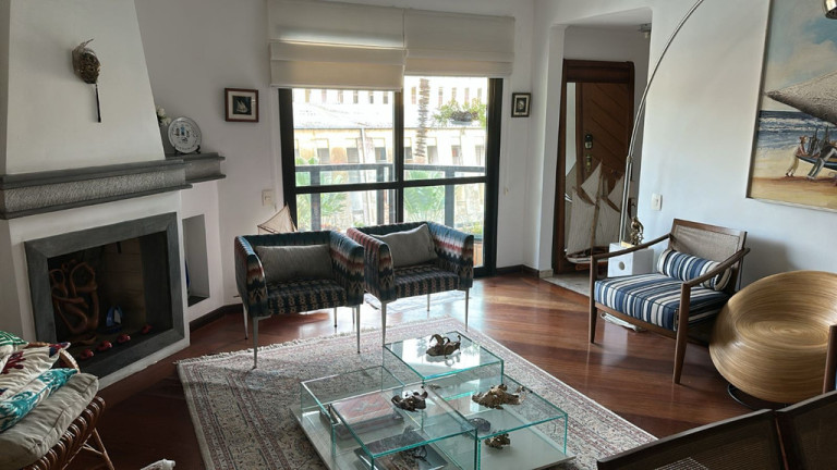 Apartamento com 2 Quartos à Venda, 137 m² em Vila Congonhas - São Paulo
