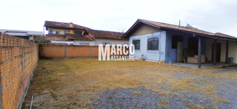 Imagem Casa com 3 Quartos à Venda, 400 m² em Centro - Balneário Barra Do Sul Imagem Casa com 3 Quartos à Venda, 400 m² em Centro - Balneário Barra Do Sul