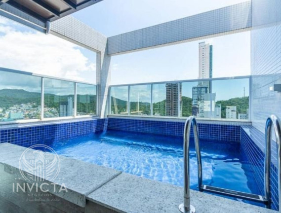 Imagem Cobertura com 3 Quartos à Venda, 222 m² em Pioneiros - Balneário Camboriú