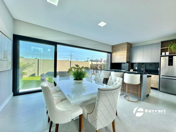 Imagem Casa de Condomínio com 5 Quartos à Venda, 210 m² em Centro - Xangri-lá