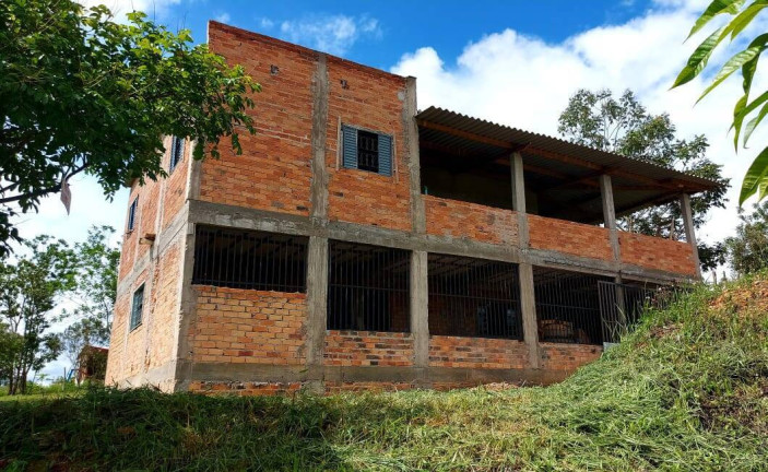 Chácara com 3 Quartos à Venda, 240 m² em Zona Rural - Goiânia