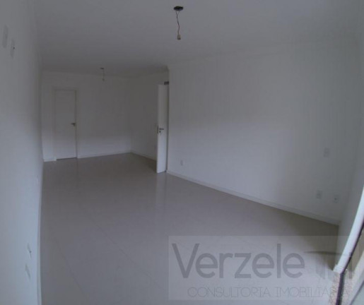 Imagem Casa com 3 Quartos à Venda, 190 m² em Praia Dos Amores - Balneário Camboriú Imagem Casa com 3 Quartos à Venda, 190 m² em Praia Dos Amores - Balneário Camboriú