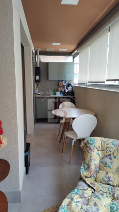 Imagem Imóvel com 3 Quartos à Venda, 94 m² em Icaraí - Niterói Imagem Imóvel com 3 Quartos à Venda, 94 m² em Icaraí - Niterói