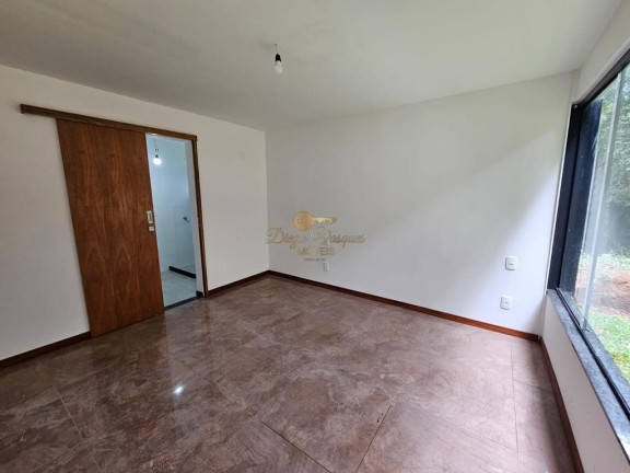 Imagem Casa com 3 Quartos à Venda, 134 m² em Vargem Grande - Teresópolis