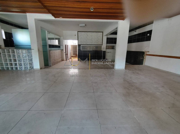 Imagem Sala Comercial à Venda, 650 m² em Vila São Lúcio - Botucatu