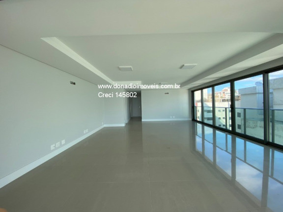 Imagem Apartamento com 3 Quartos à Venda, 249 m² em Centro - Florianópolis