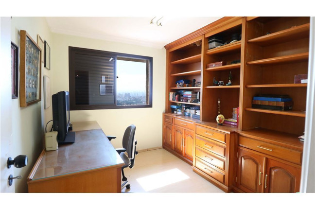 Imagem Imóvel com 3 Quartos à Venda, em Morumbi - São Paulo Imagem Imóvel com 3 Quartos à Venda, em Morumbi - São Paulo