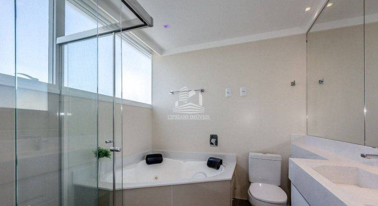 Imagem Apartamento com 3 Quartos à Venda, 143 m² em Centro - Balneário Camboriú