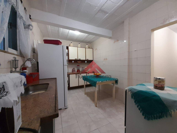 Imagem Casa com 2 Quartos à Venda, 120 m² em Amendoeira - São Gonçalo