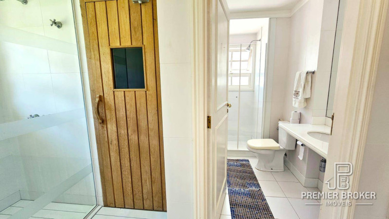 Imagem Casa com 4 Quartos à Venda, 515 m² em Comary - Teresópolis