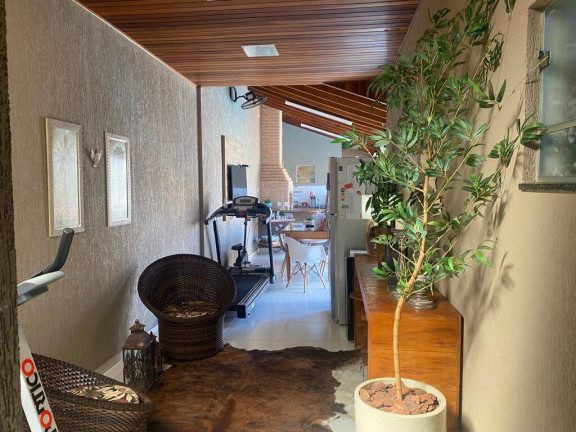 Imagem Casa com 3 Quartos à Venda, 300 m² em Jardim Santa Fé - Ourinhos Imagem Casa com 3 Quartos à Venda, 300 m² em Jardim Santa Fé - Ourinhos