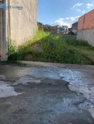 Terreno à Venda, 135 m² em Condomínio Maracanã - Santo André