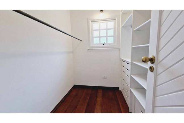 Imagem Casa com 4 Quartos à Venda, 329 m² em Jardim Vitória Régia - São Paulo Imagem Casa com 4 Quartos à Venda, 329 m² em Jardim Vitória Régia - São Paulo
