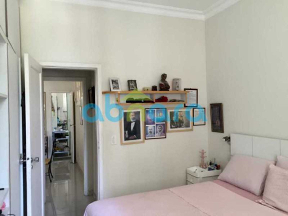 Imagem Apartamento com 3 Quartos à Venda, 110 m² em Leme - Rio De Janeiro Imagem Apartamento com 3 Quartos à Venda, 110 m² em Leme - Rio De Janeiro