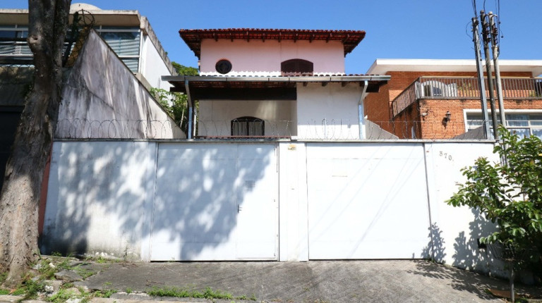 Imagem Casa com 4 Quartos à Venda, em Jardim Leonor - São Paulo Imagem Casa com 4 Quartos à Venda, em Jardim Leonor - São Paulo