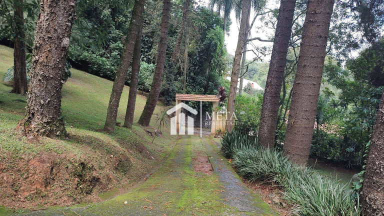 Imagem Imóvel com 4 Quartos à Venda, 350 m² em Roseira - Mairiporã Imagem Imóvel com 4 Quartos à Venda, 350 m² em Roseira - Mairiporã