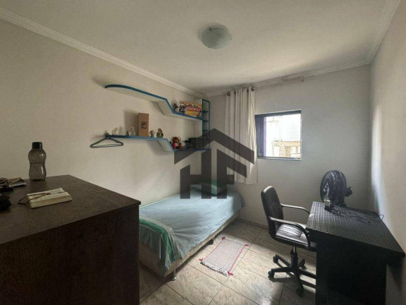 Imagem Casa com 7 Quartos à Venda ou Locação, 100 m² em Caiuca - Caruaru