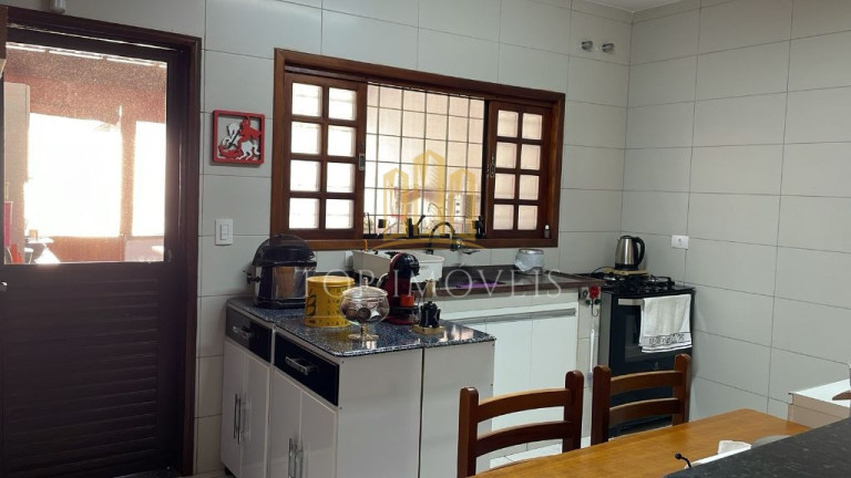 Imagem Casa com 3 Quartos à Venda, 300 m² em Jardim Flórida - Jacareí Imagem Casa com 3 Quartos à Venda, 300 m² em Jardim Flórida - Jacareí