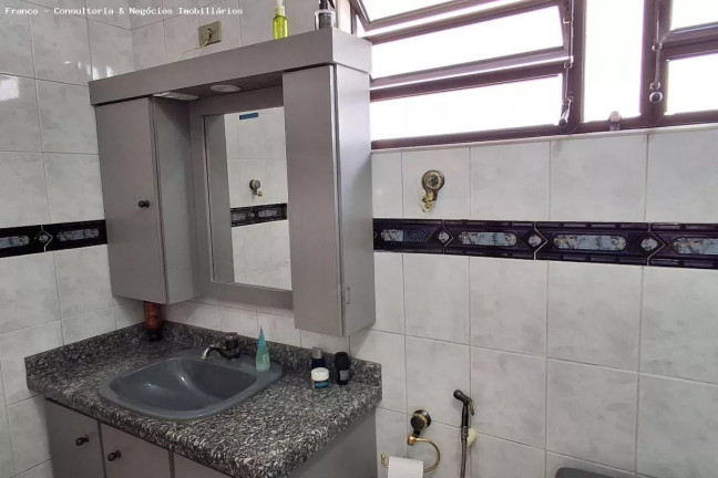 Imagem Sobrado com 5 Quartos à Venda, 270 m² em Rudge Ramos - São Bernardo Do Campo