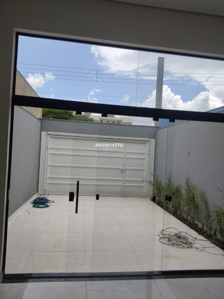 Imagem Casa com 2 Quartos à Venda, 75 m²
