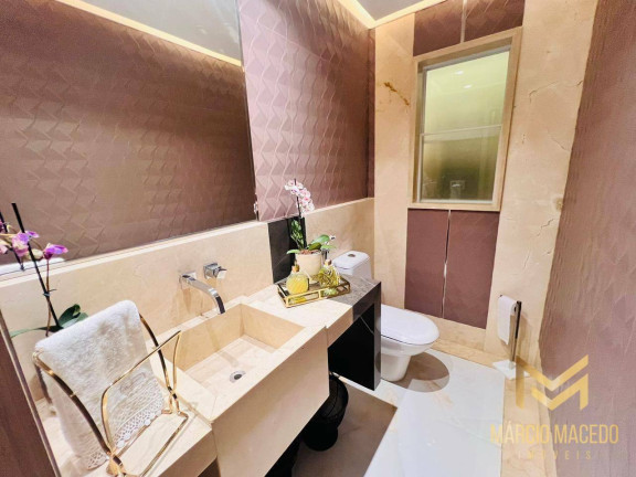 Imagem Casa com 4 Quartos à Venda, 620 m² em De Lourdes - Fortaleza